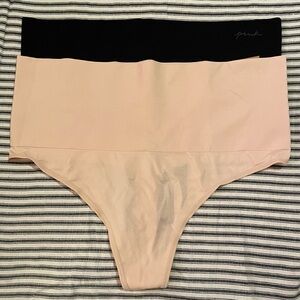 PINK Victoria's Secret‎ Seamless Thong Set - Black and Cream